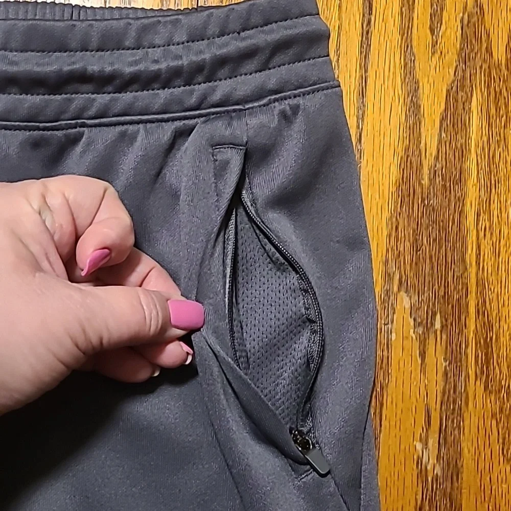 All On Motion Gray Athletic Jogger Pants - Boys XL - Picture 4 of 9